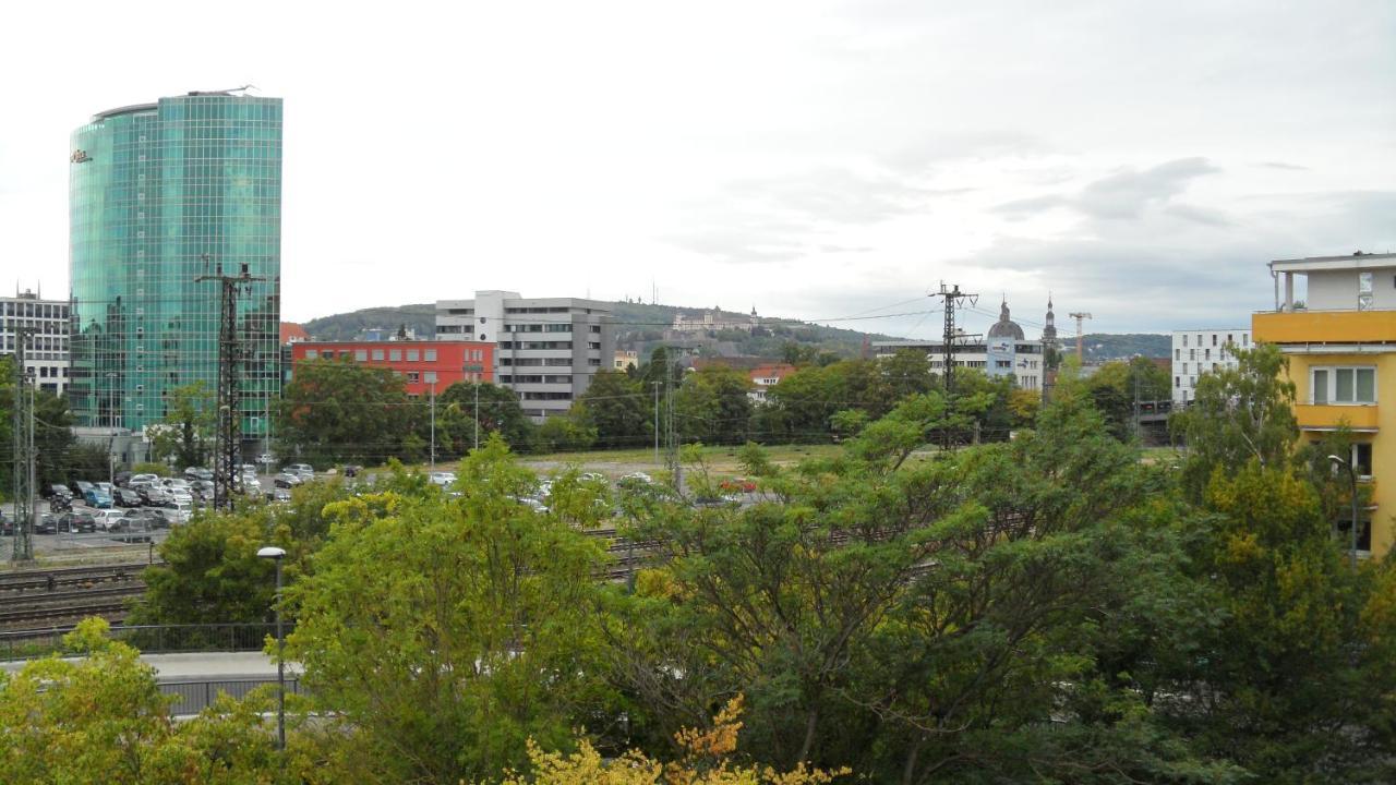 Central City Apartment Wuerzburg Bagian luar foto